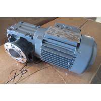 210 RPM 0,09 kW Asmaat 16 mm  IE3. UNUSED 
